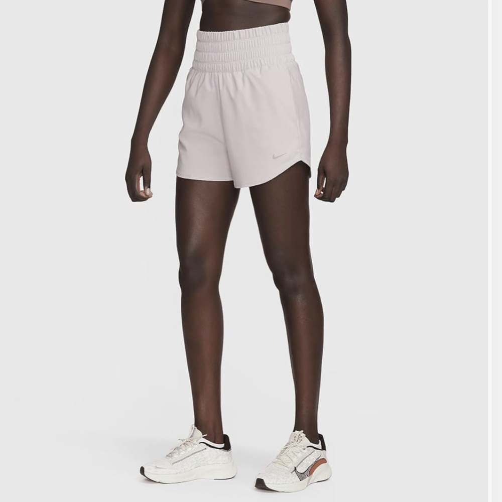 NWT Nike Women's Dri-Fit Ultra High-Waisted 3" Brief-Lined Shorts
